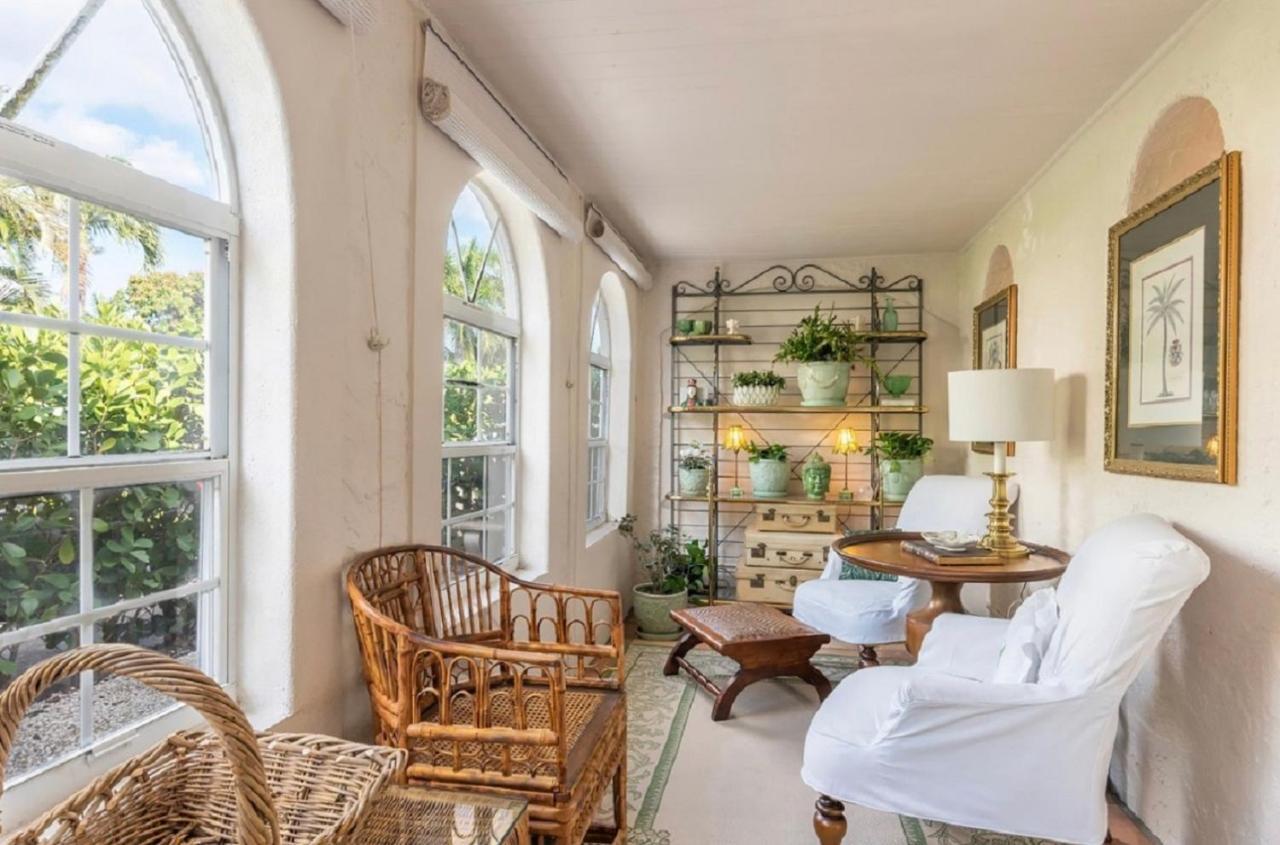 Вилла Tropical Designer House In Heart Of Antique Row Wpb Уэст-Палм-Бич Экстерьер фото